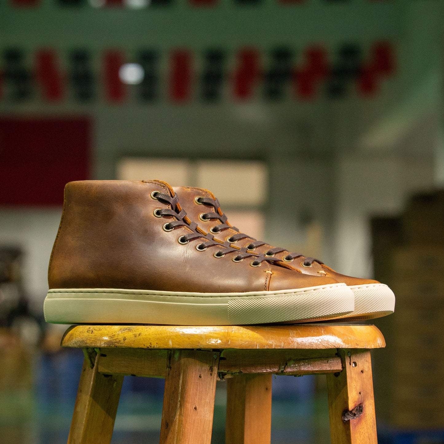 Classic Mid-Tops Sneaker - luosjiet®Sneakers -  Brandy Crazy Horse Cowhide